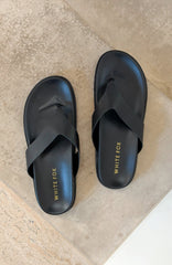 Leonato Thong Sandals Black